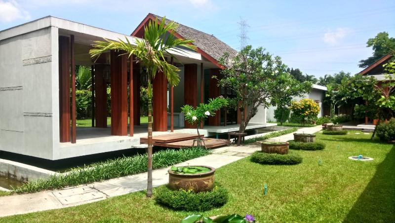 Into The Forest Resort Bangkok Zewnętrze zdjęcie